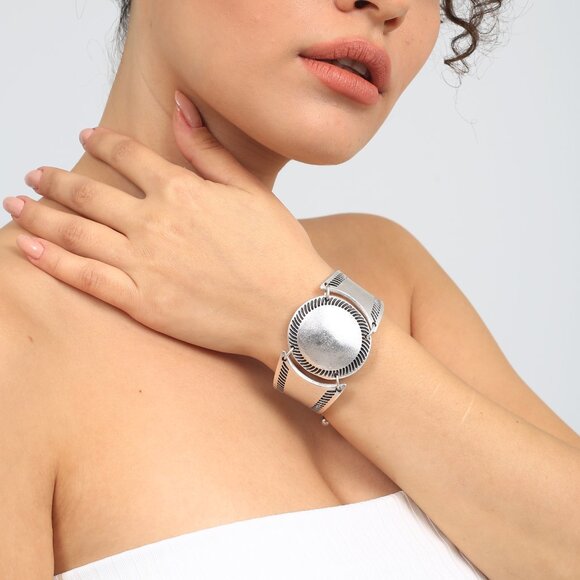 Antique Silver Unique Designs Bracelet - Picture 2 of 3